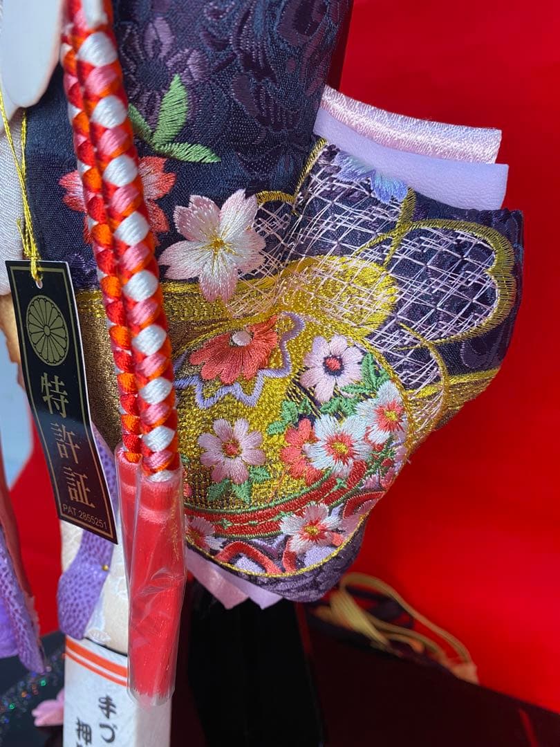 羽子板　立体振袖刺繡六角ガラスケース１8号・間口約４３×奥行約３３×高さ約７２㎝