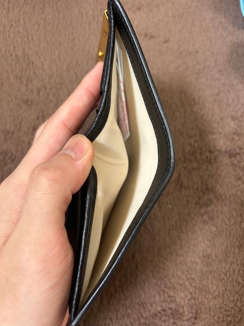 marni 二つ折り財布