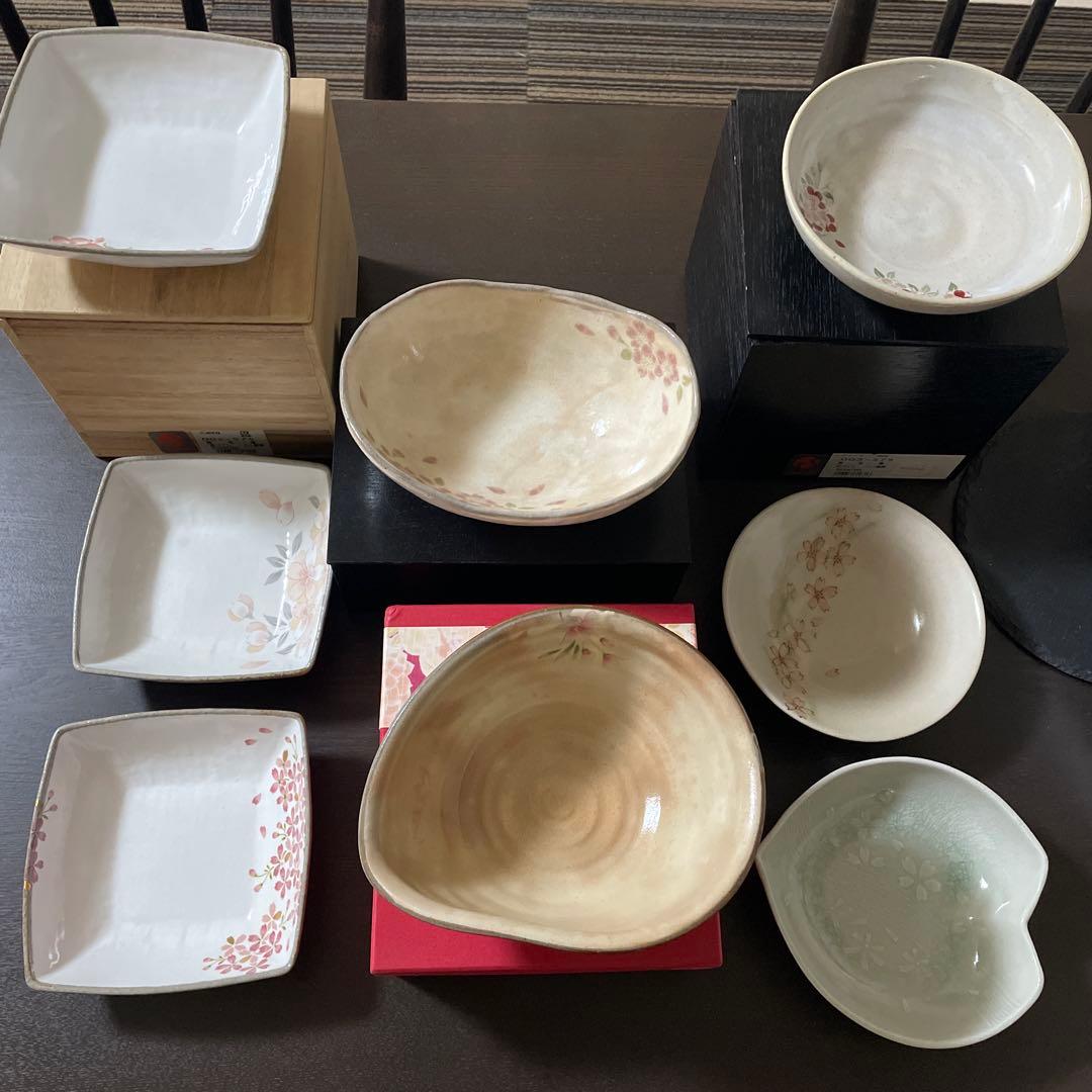 撫松庵　三ツ組鉢　中鉢　 ４種類　合計8品