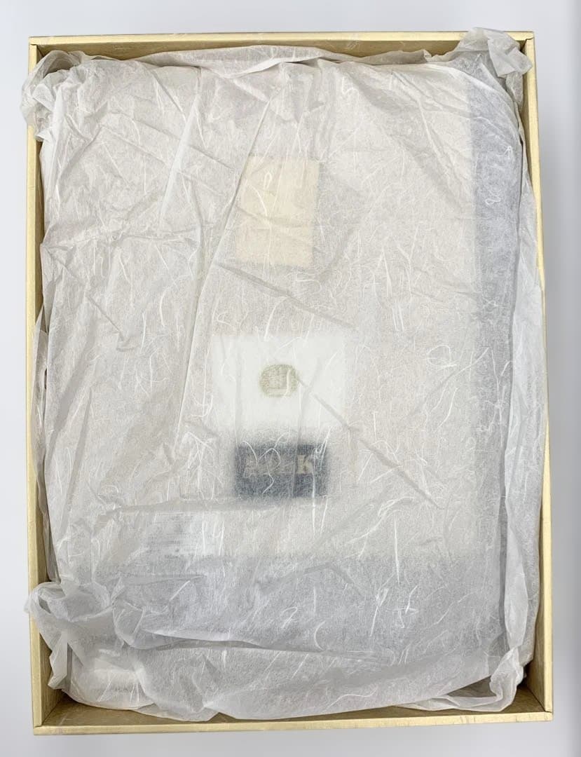 【M228】新品 未使用 シルク100% 絹 毛布 ブランケット 箱入り