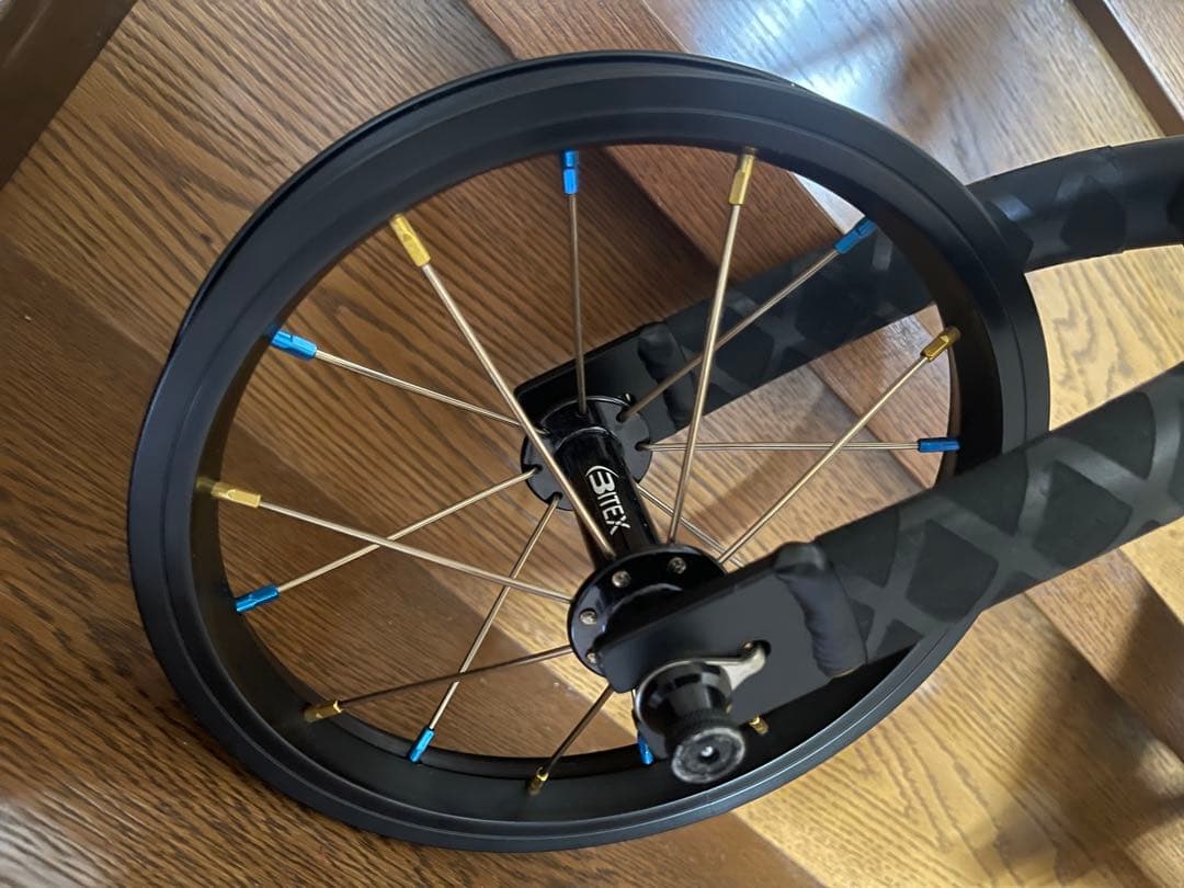 ゼロバイクファクトリー　バニッシュ　ランバイク