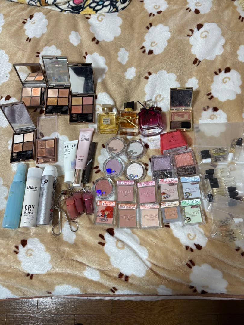 コスメまとめ売り