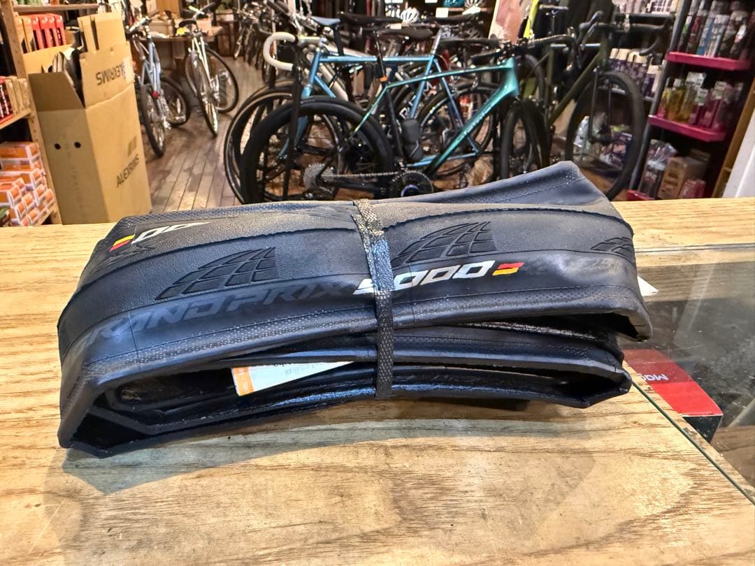 Continental GrandPrix5000クリンチャー　700x25C