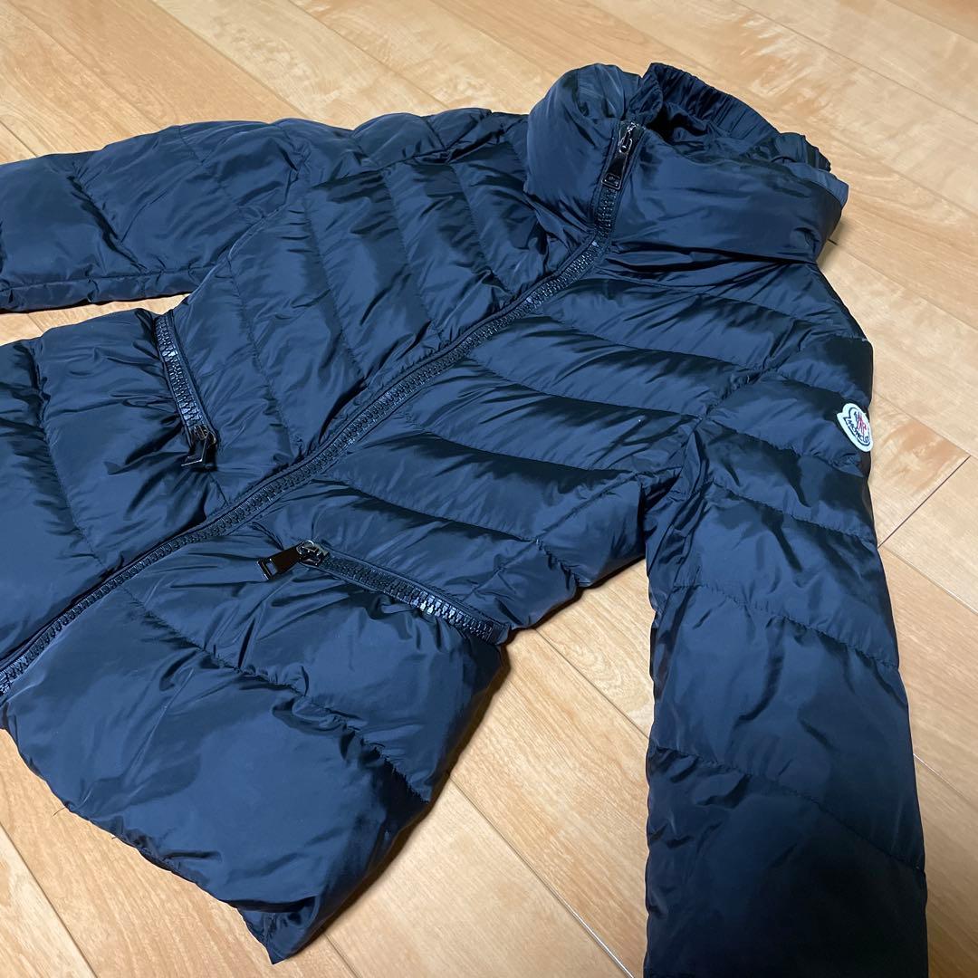 【お値下げ！】Moncler ブラック ダウンジャケット(クリーニング済み)