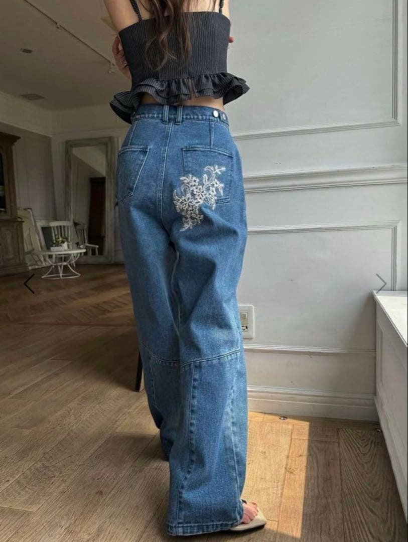 ウィルフリーサイズアジャストモチーフレースルーズデニムパンツM