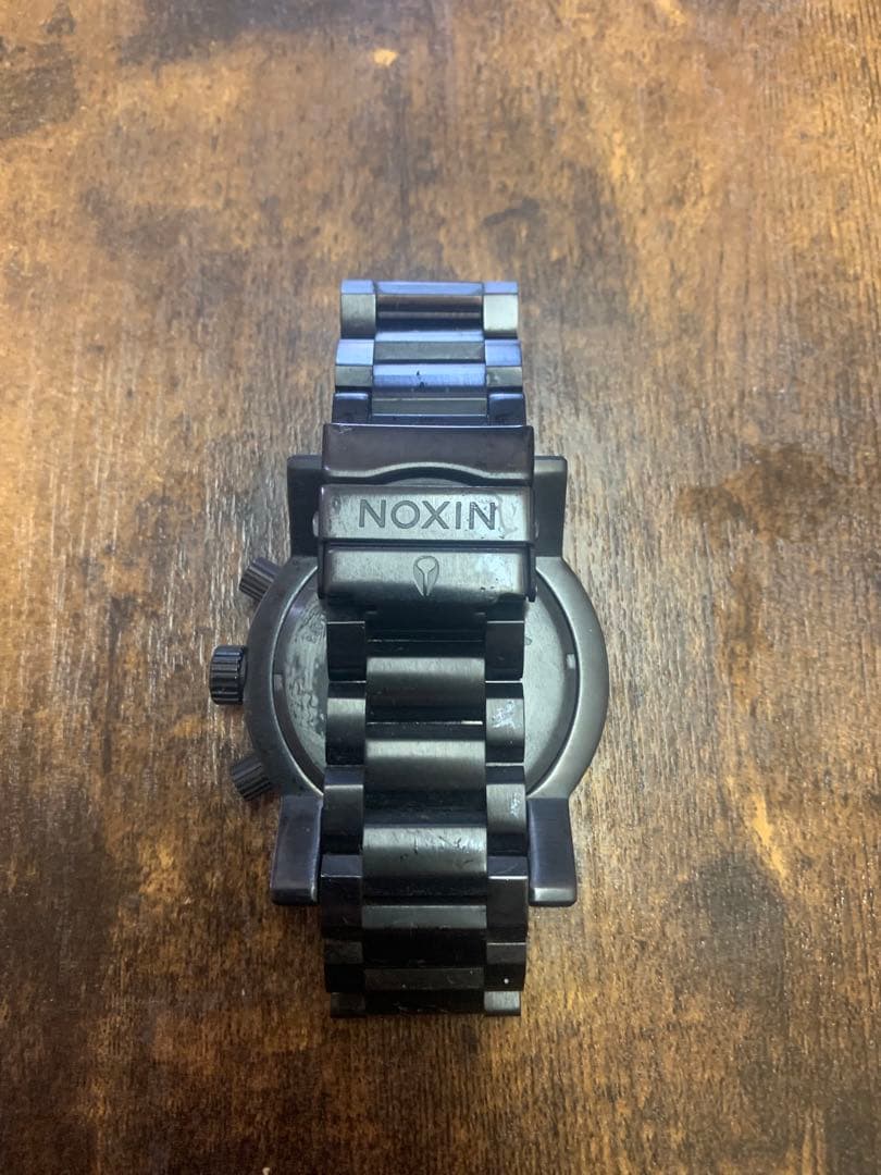 高級モデル　NIXON ニクソンMAGNACON マグナコン