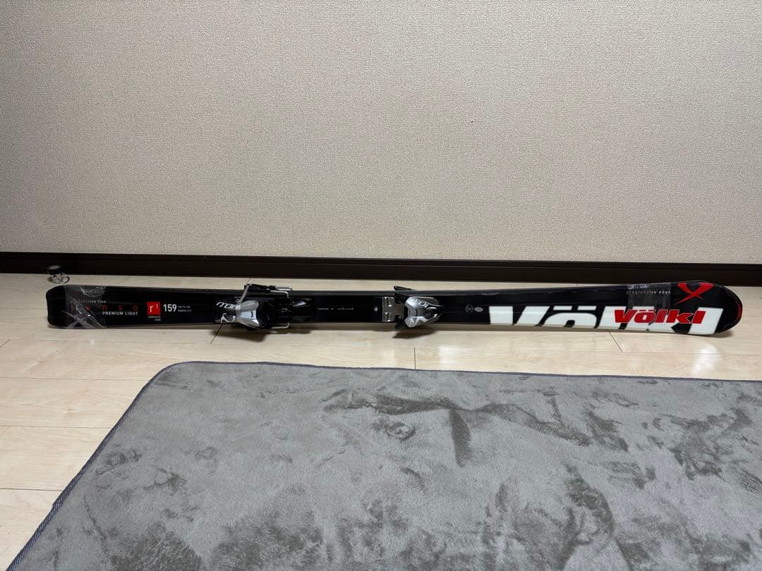 Völkl r1 スキー 159cm ポール付き