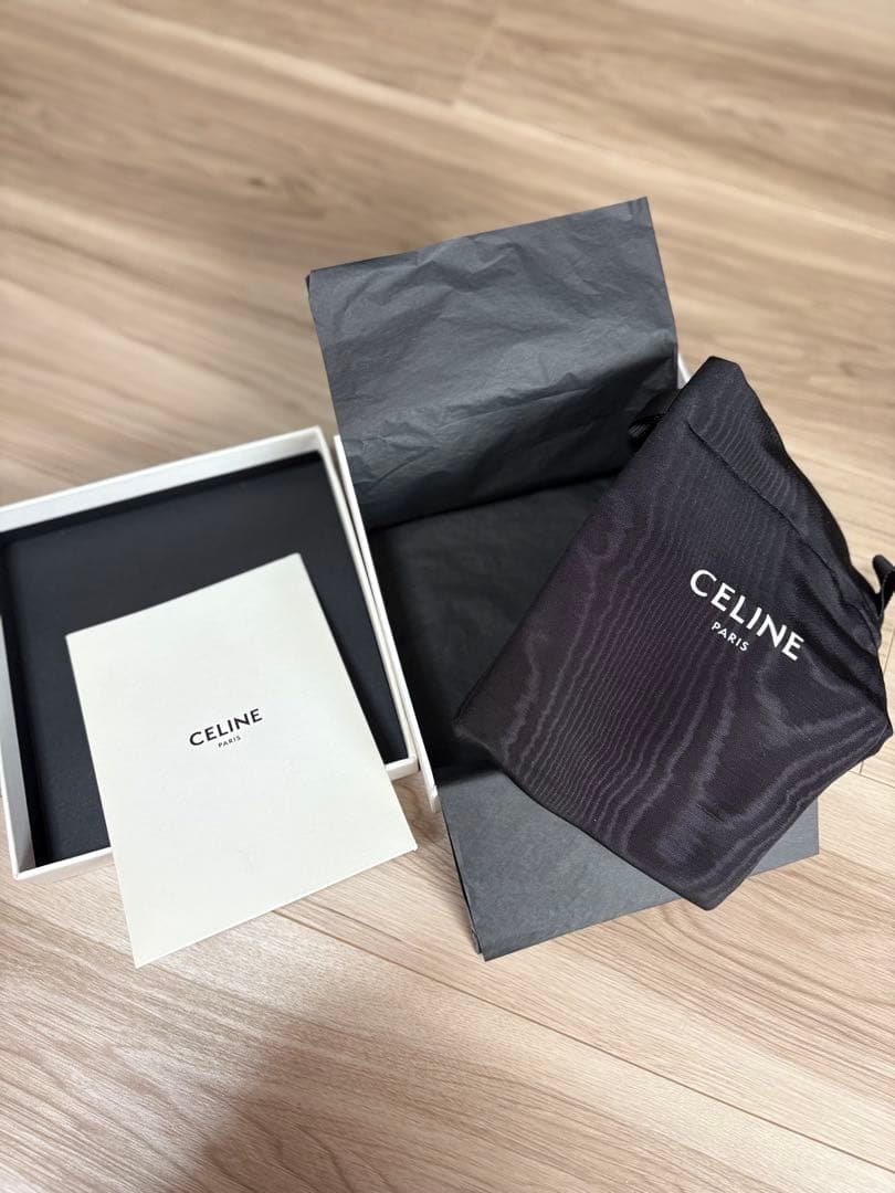 CELINE グレー 二つ折り財布 保存袋付き