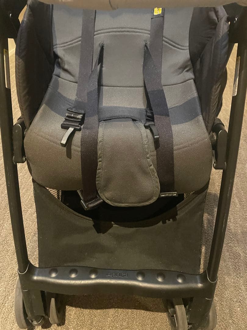 マジカルエアーAH グレー 2023モデル ベビーカー （グレー）