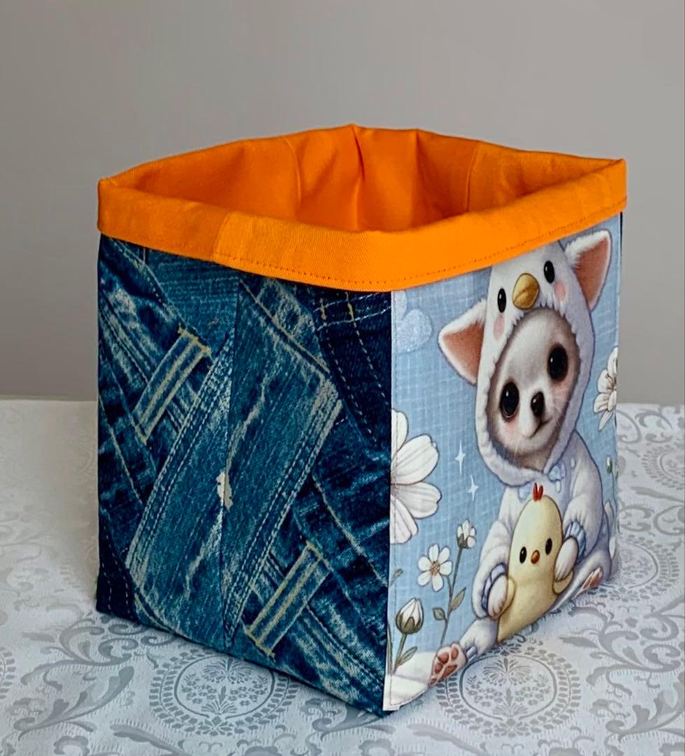 えっこ　チワワちゃん小物入れ