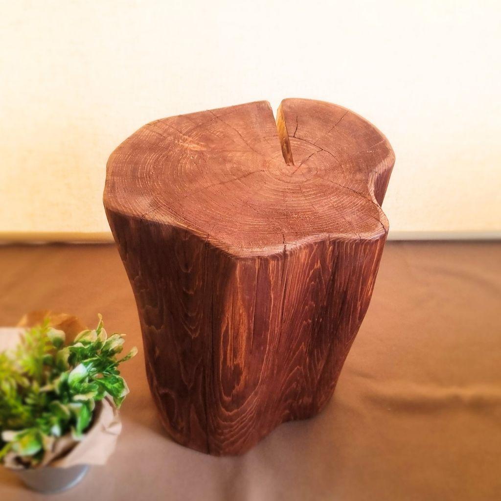 ナチュラルウッドのテーブル・スツール エイジング塗装