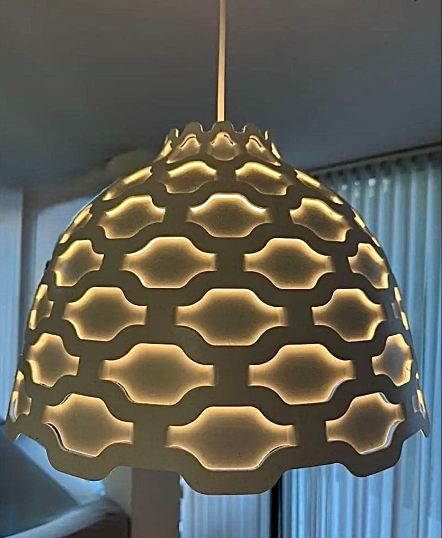 北欧　LuisPoulsen ルイスポールセン　LCシャッターズ