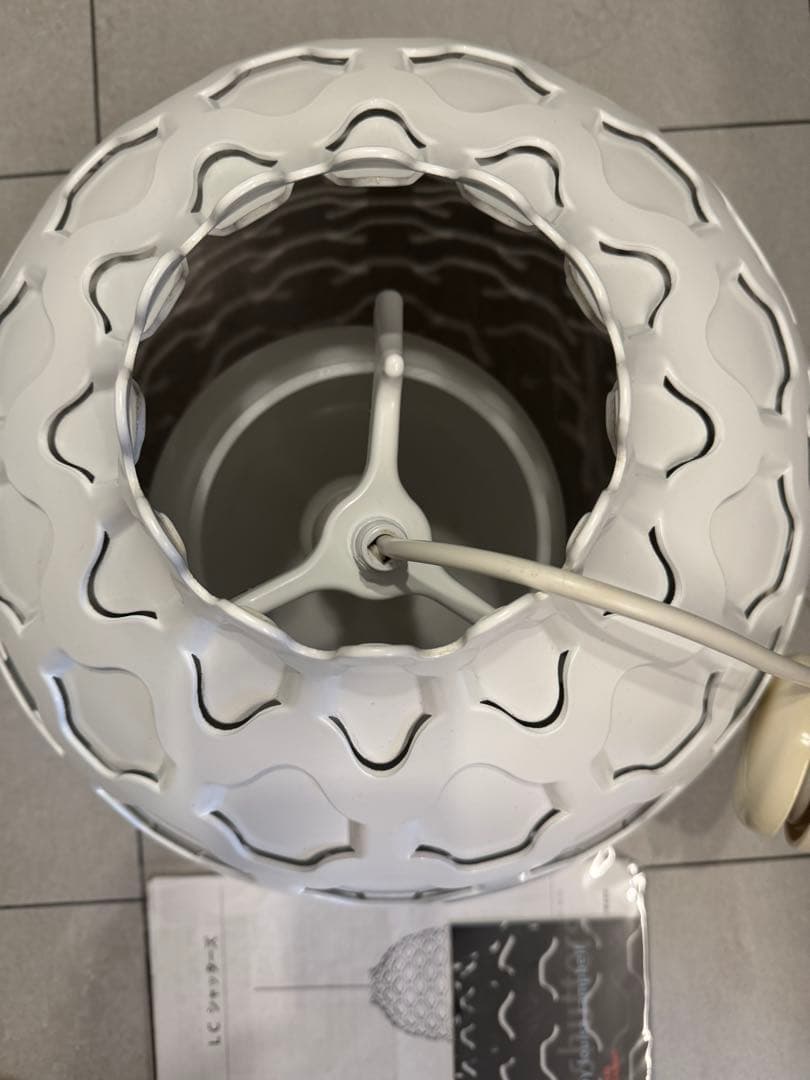 北欧　LuisPoulsen ルイスポールセン　LCシャッターズ