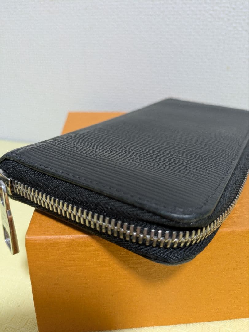 :確実本物:LouisVuittonエピ　ジッピーウォレット　ヴェルティカル