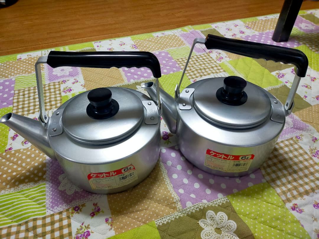 2つの金額です　アルミ　大型ケットル６Ｌ　やかん