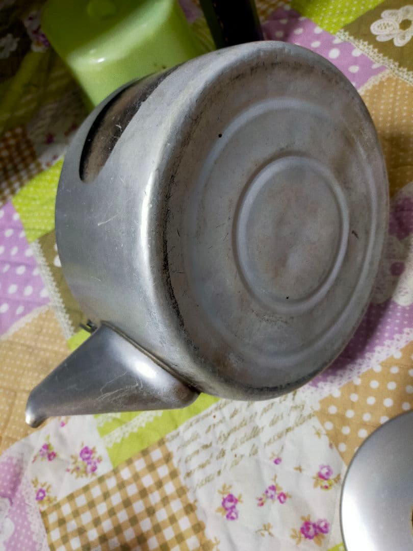 2つの金額です　アルミ　大型ケットル６Ｌ　やかん