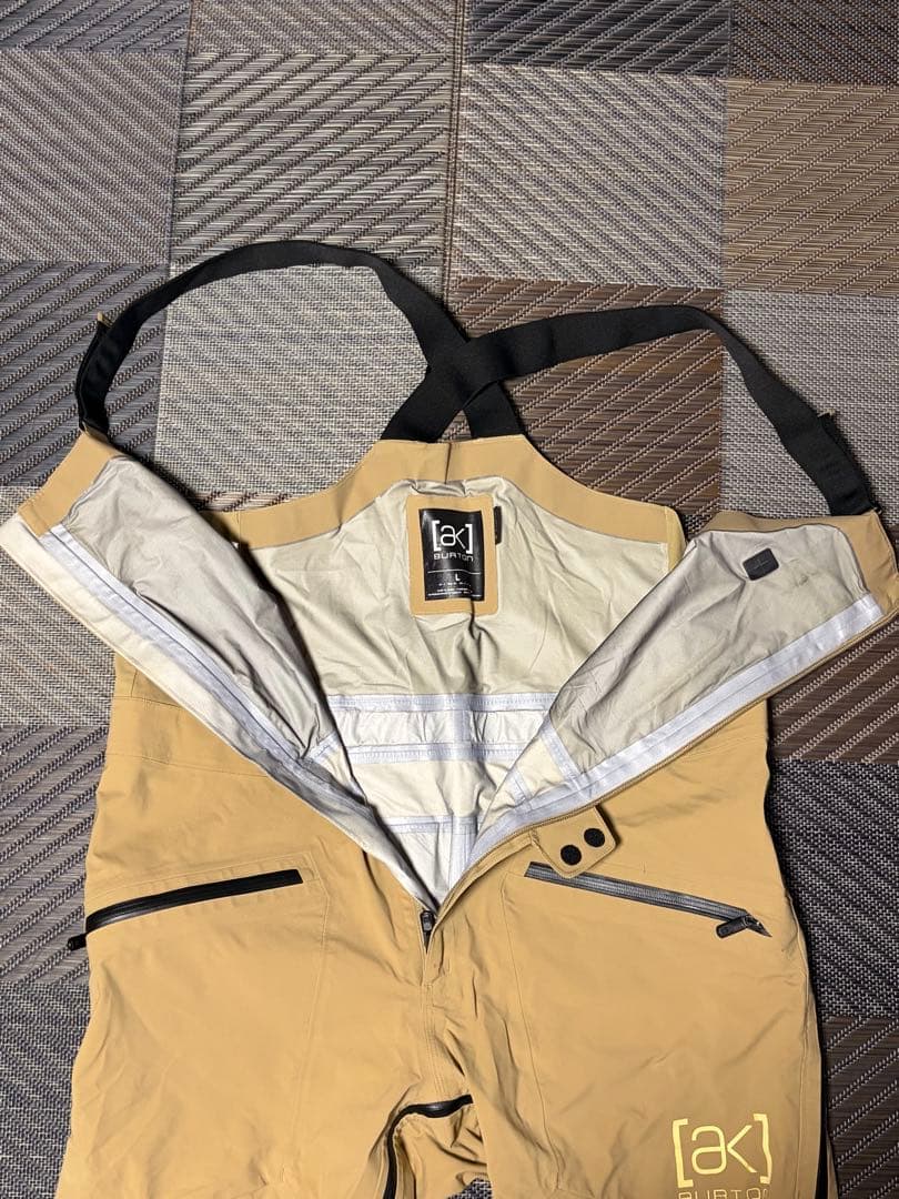 Burton ak GORE-TEX ジャケット+ビブパンツ