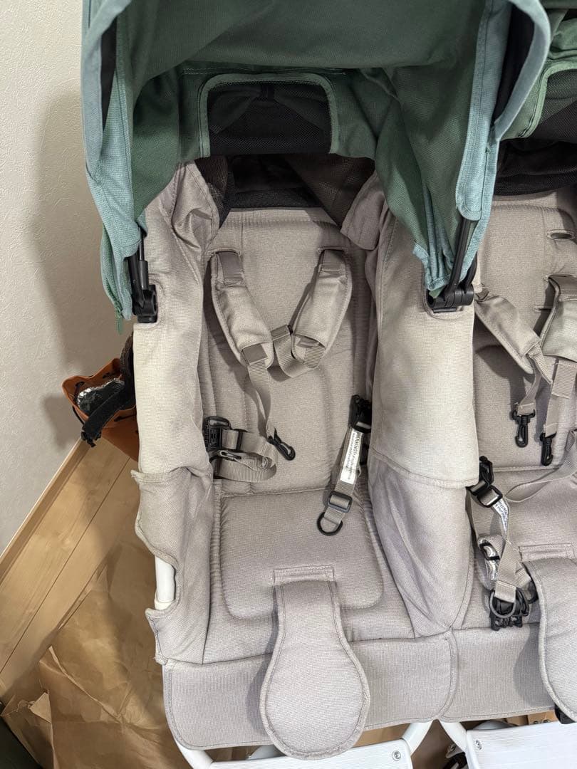 ココダブル　エアバギー　双子用ベビーカー グリーン　2人乗り　他5点付き