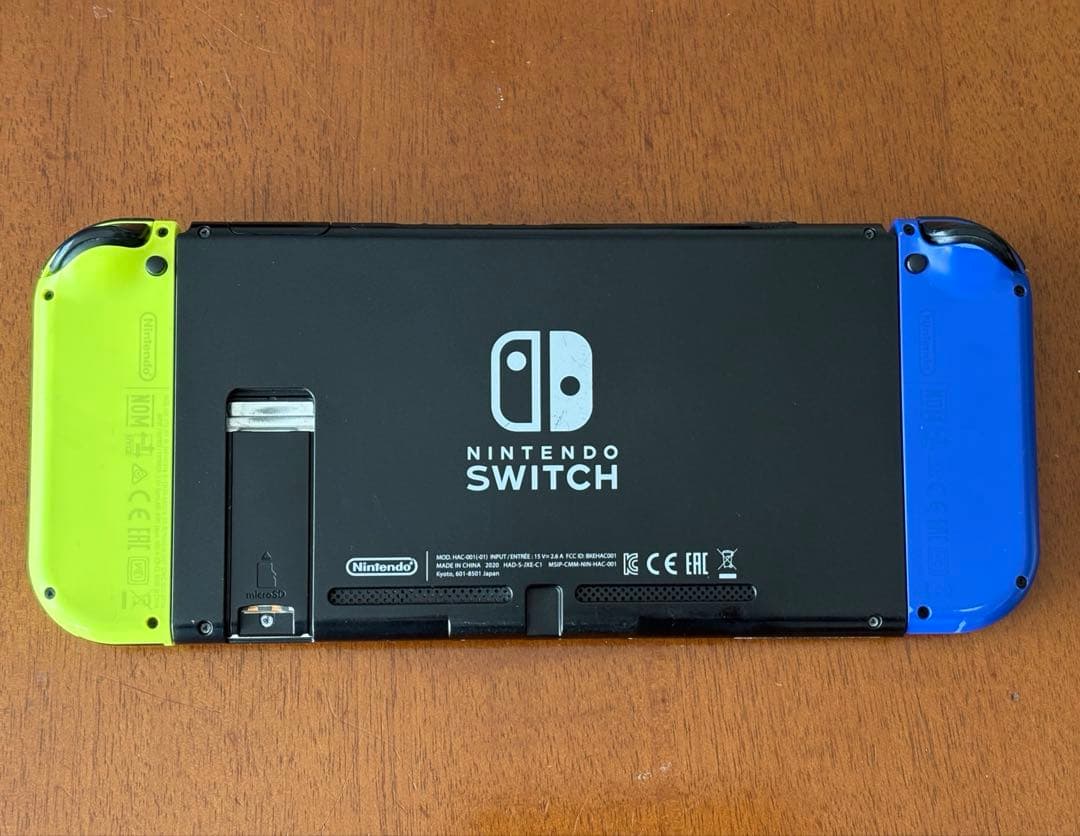 Nintendo Switch 本体