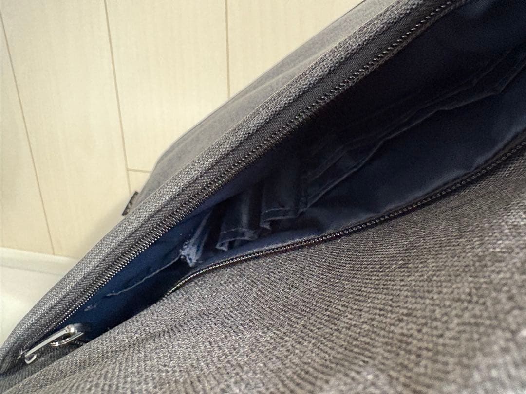 ［美品］モアエルグ 3WAY 4輪リュックキャリー グレー