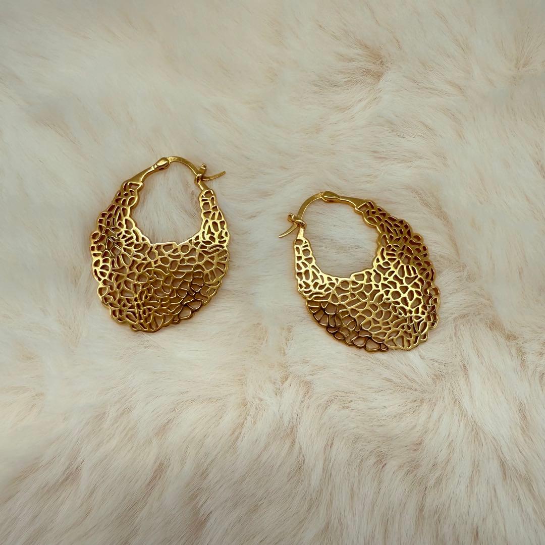 存在感抜群・希少デザイン　S925×18K フープピアス　大ぶり デザインピアス