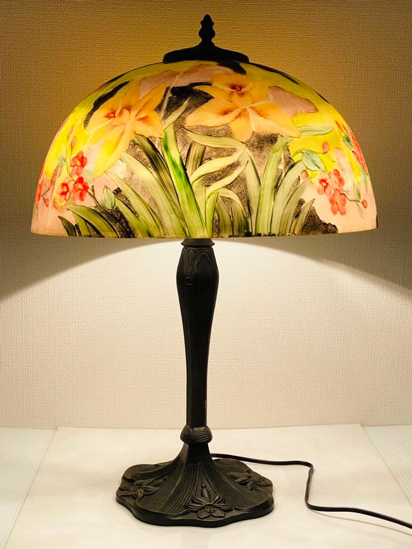 【 美品 】高さ58㎝ ティファニー風 葉・花柄 大型ガラスシェードランプ