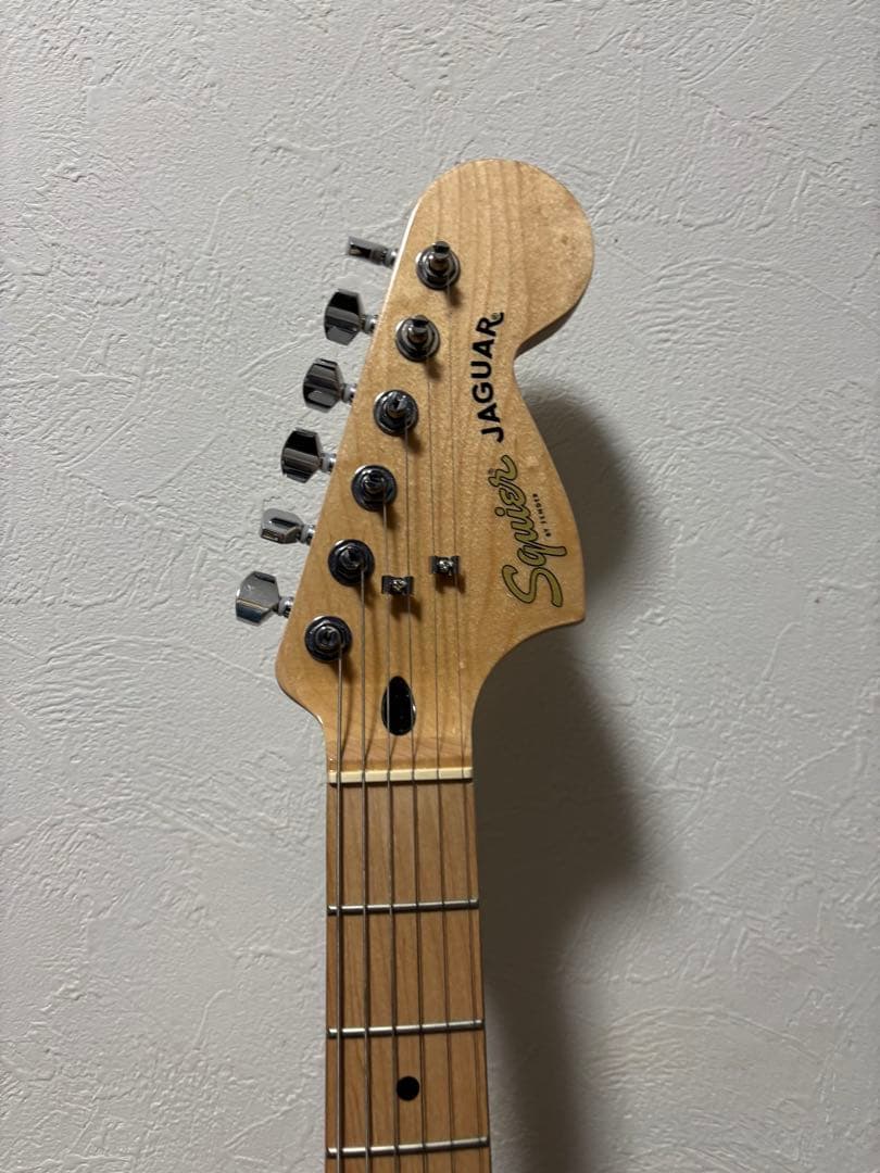 Squier Affinity Series Jaguar メタリックブラウン