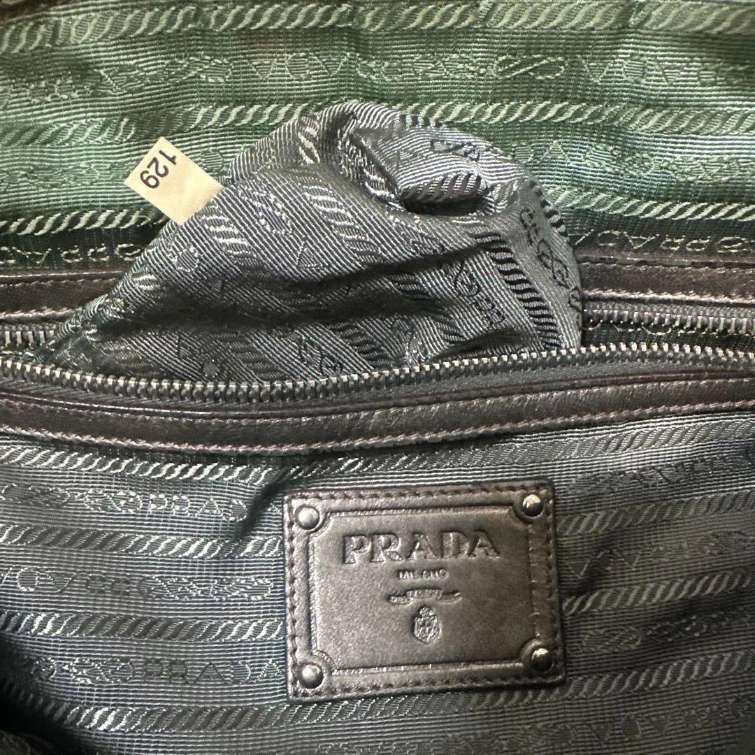 プラダナイロントートバッグハンドバッグ緑色カーキダグ