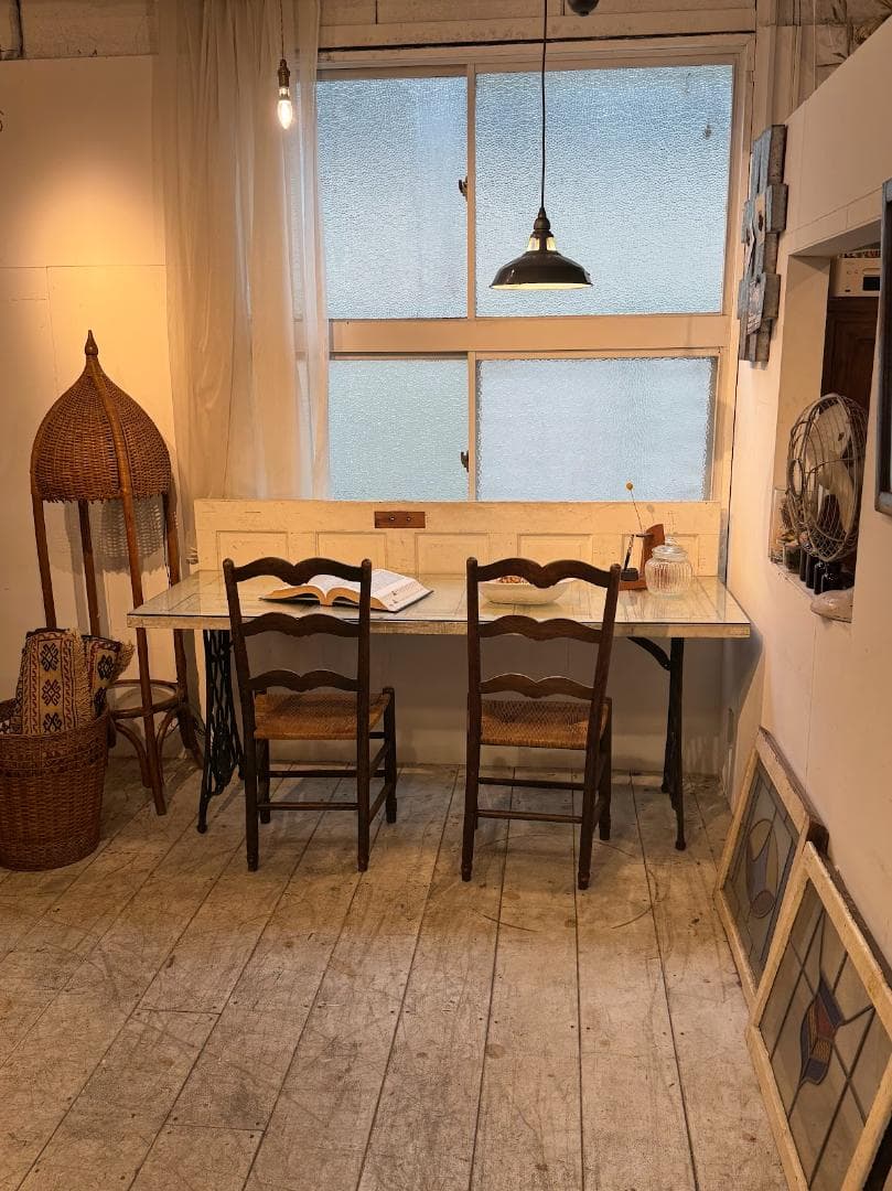 アンティークドアデスク シンガーミシン脚 ガラス天板 店舗作業台 机 テーブル