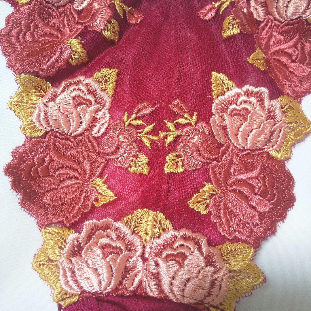 【未使用】ワコール サルート ブラ、ショーツ、ガーターベルトセット ワインレッド