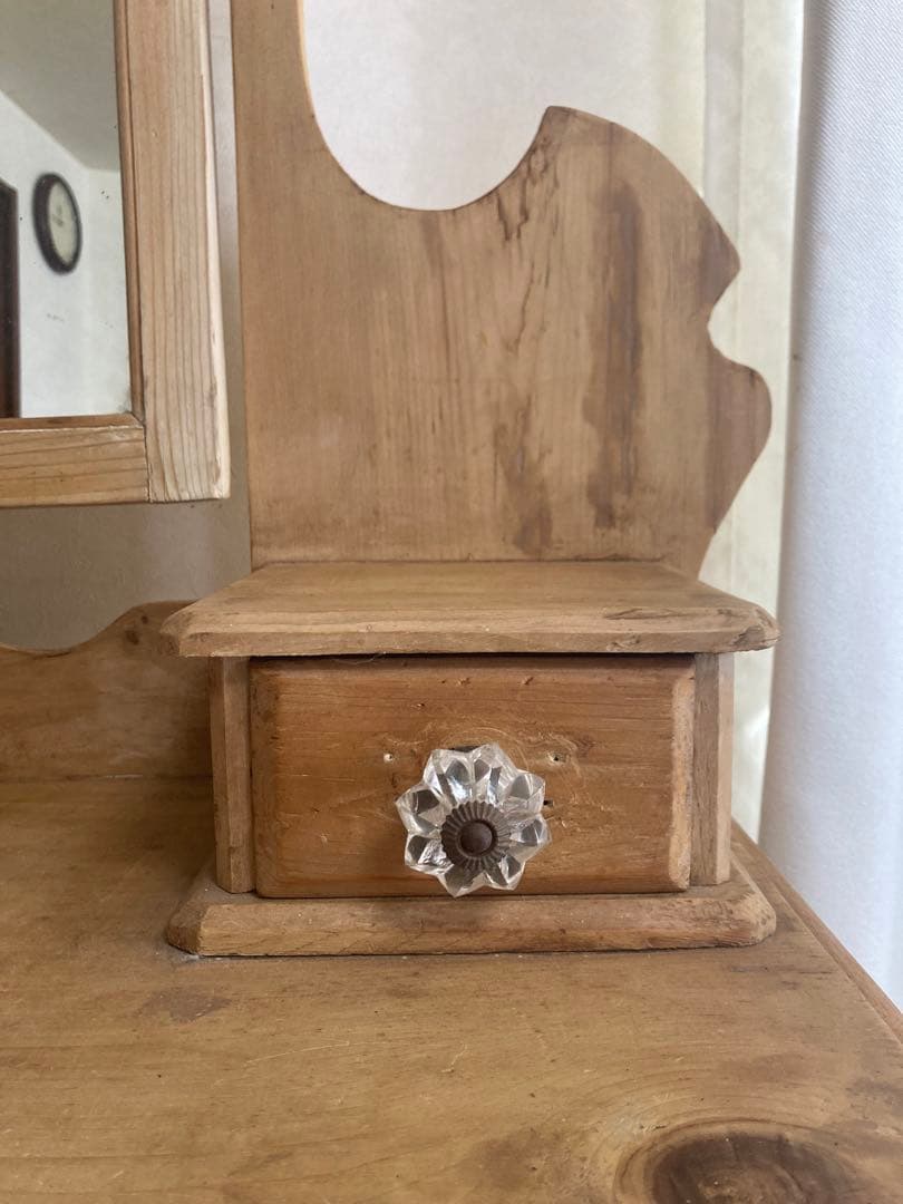 イギリスアンティーク　オールドパインのドレッサー