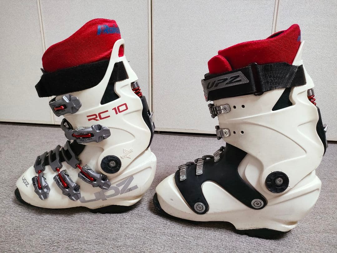 UPZ RC10 スノボアルペン用ブーツ　バインディング2セット付き