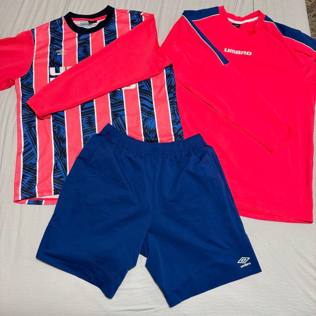 UMBRO サッカーウェア 長袖2枚 ハーフパンツ1枚セット