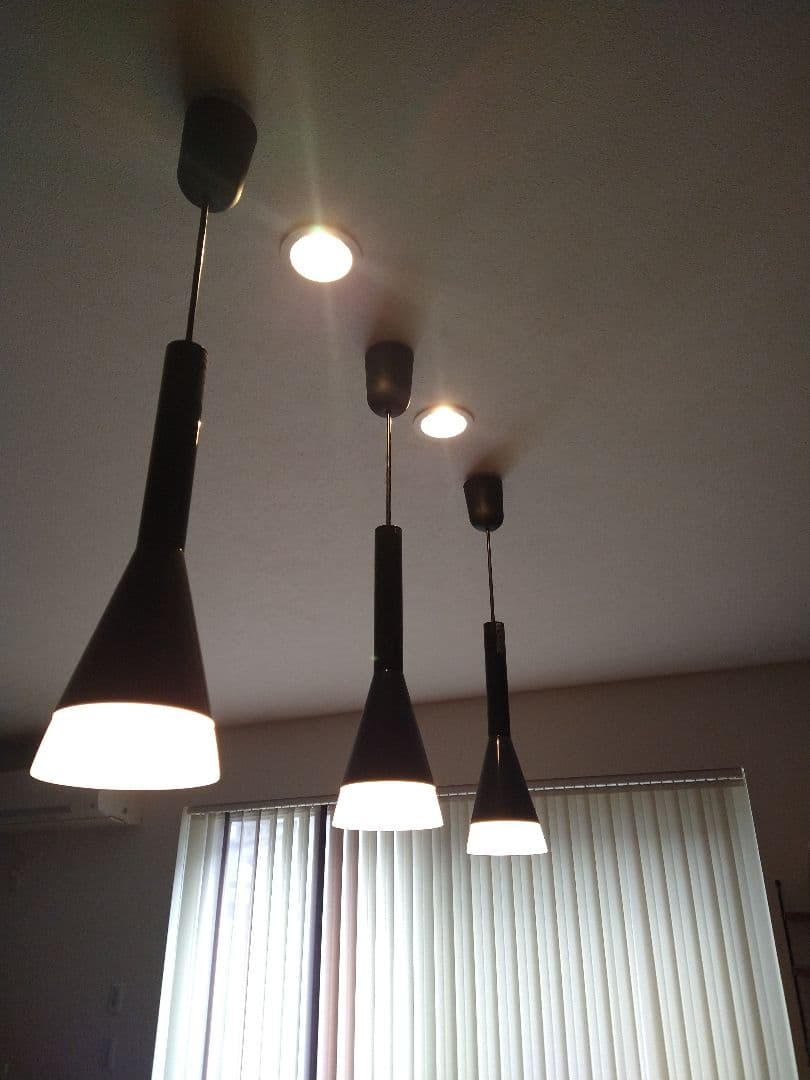 ボーコンセプト　北欧モダンペンダントライト 　　3灯セット