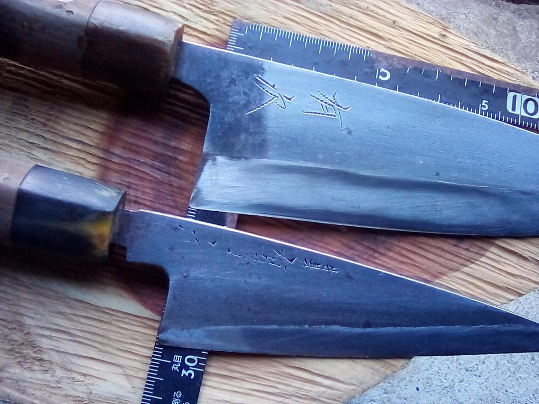 中古包丁　有次　出刃 2本　水牛柄