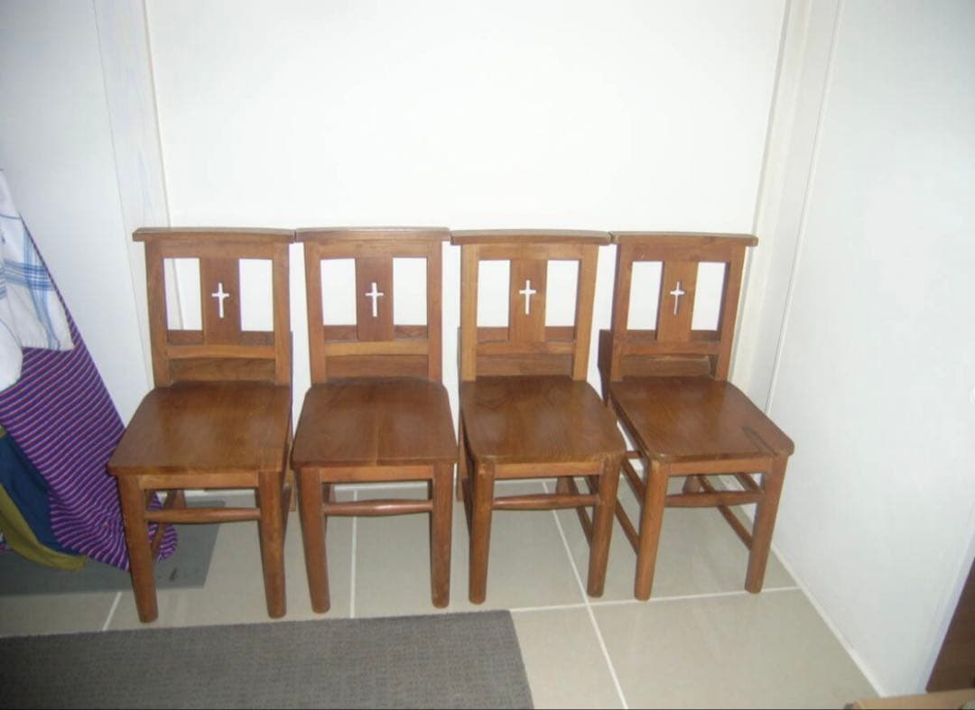 ☆チャーチチェア ☆ バイブルボックス付き 教会の椅子 聖書入れ付き☆