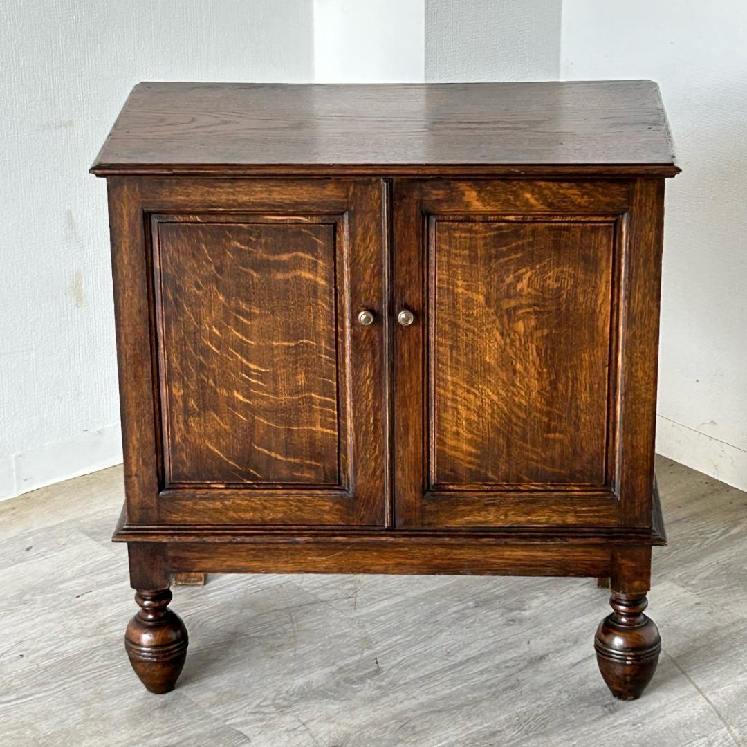イギリス アンティーク 家具 カップボード 1930年頃 605A