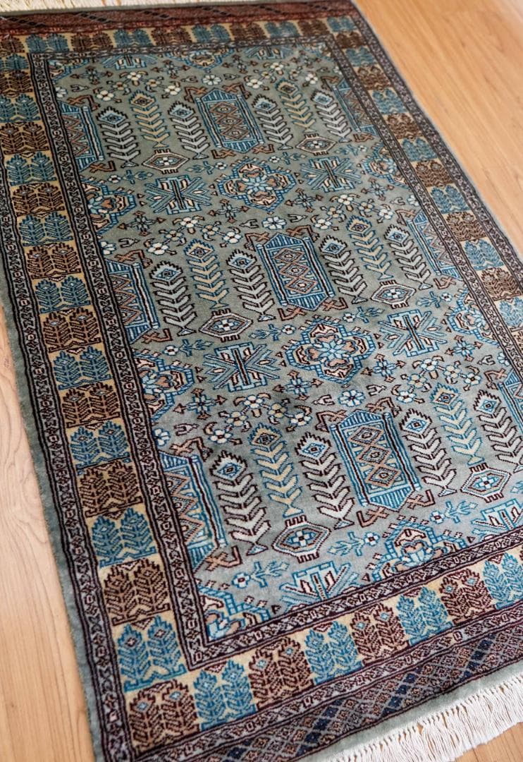 123×81cm パキスタン手織り絨毯