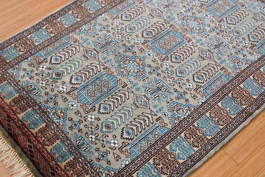 123×81cm パキスタン手織り絨毯