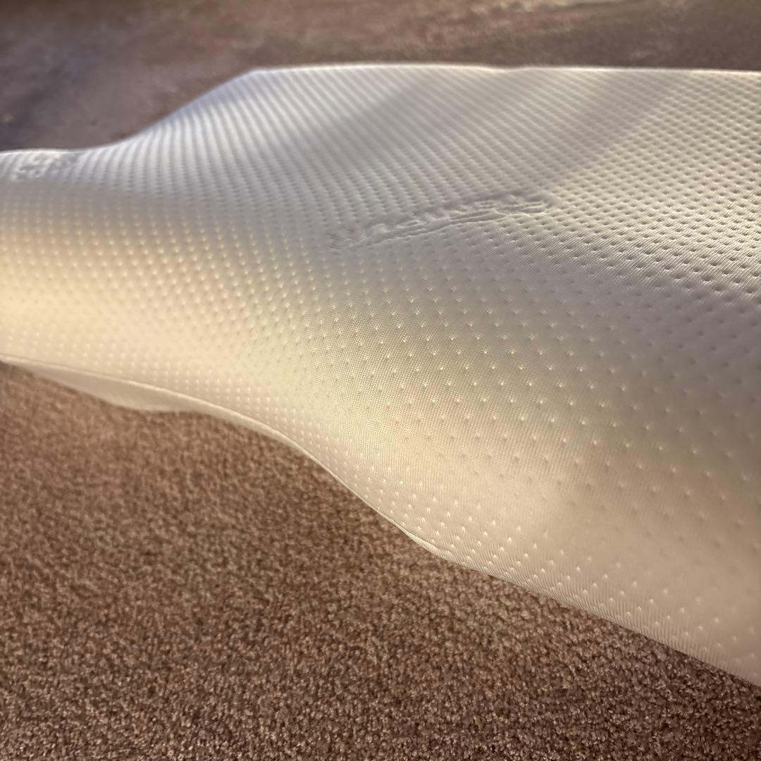 エルゴ プラスピロー 枕　Mサイズ