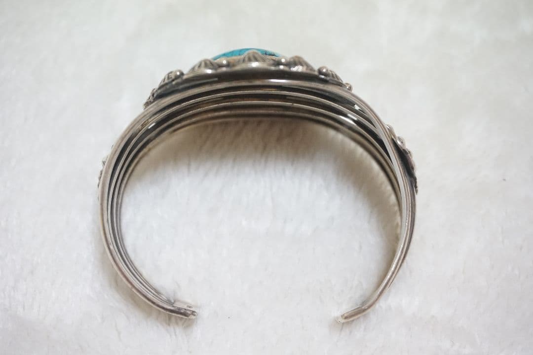 ナバホ バングル ターコイズ ナバホ族 e.Richards 作 NAVAJO
