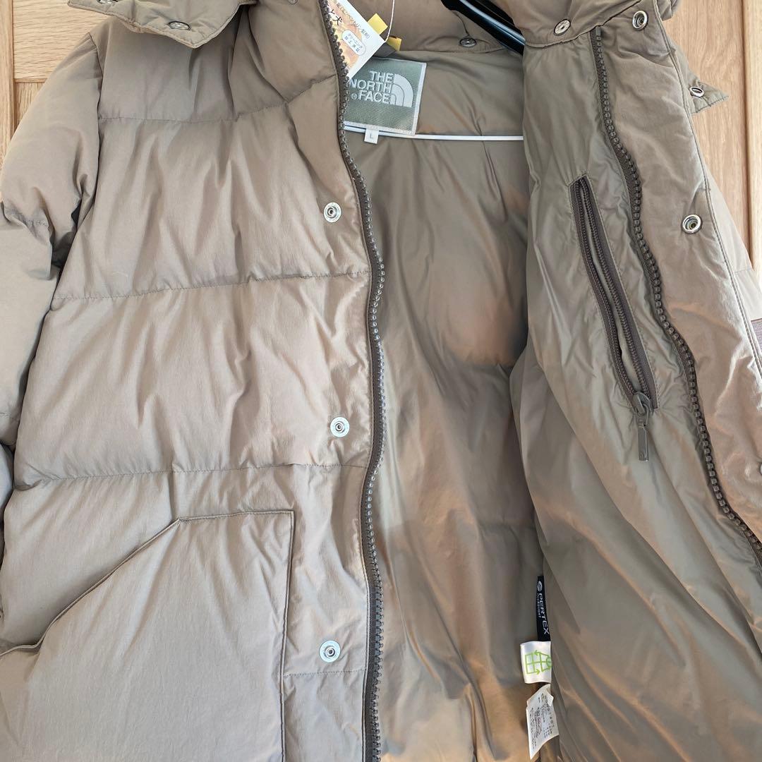 THE NORTH FACE ベージュ ダウンジャケット
