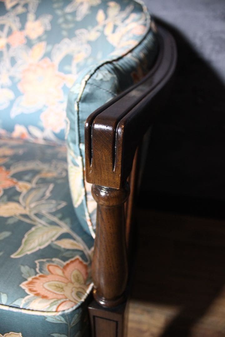 首都圏送無料〜ドマーニ WPQ6 55万〜 希少デザイン　クラシカルアームソファ