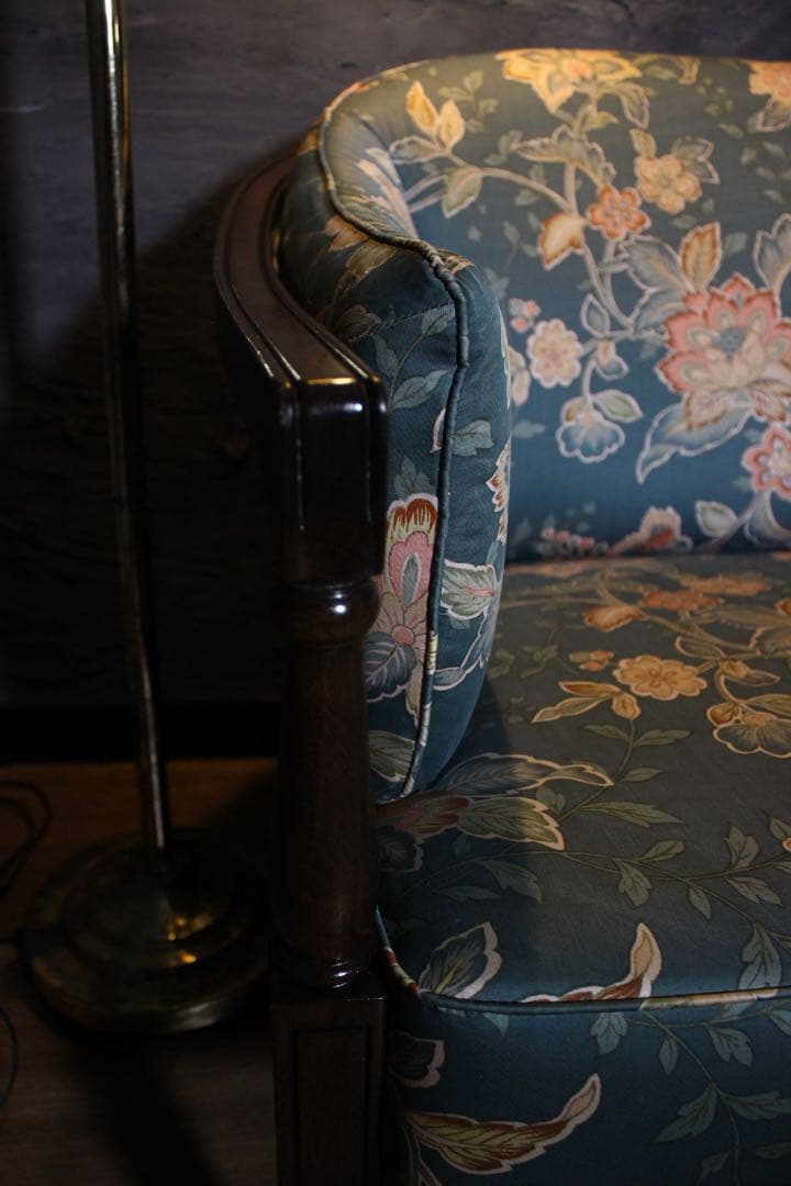 首都圏送無料〜ドマーニ WPQ6 55万〜 希少デザイン　クラシカルアームソファ