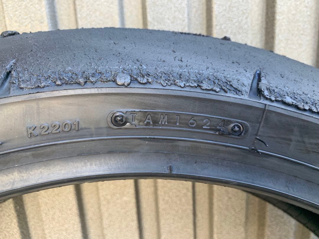 ジュディコ ブリヂストンR11 ST600 フロント、リア