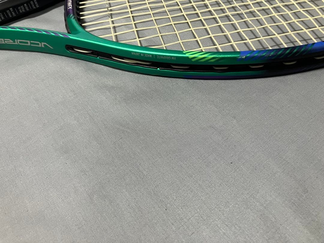 ヨネックス　YONEX VCORE PRO 100 ブイコアプロ100