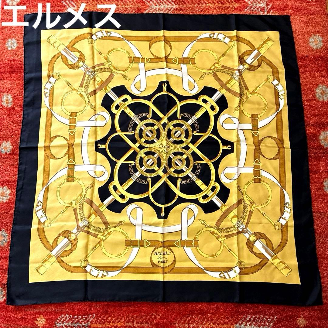 HERMÈS エルメス　シルクスカーフ 馬具デザイン