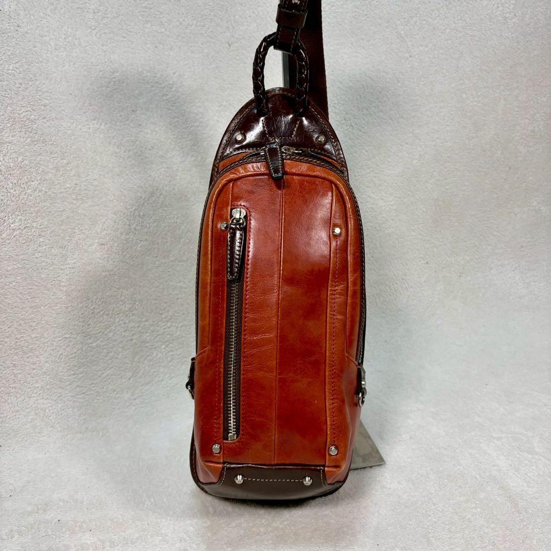 【極美品✨】キーファーノイ　最高級ボディバッグ　チャオ イタリア本革　斜め掛け