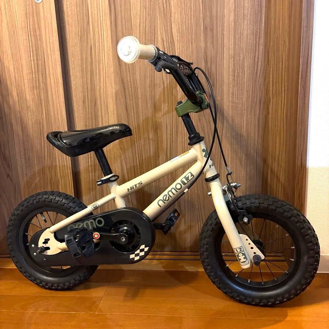 nemo 1.2 幼児用　12インチ　自転車　ベージュ Hits 補助輪付き