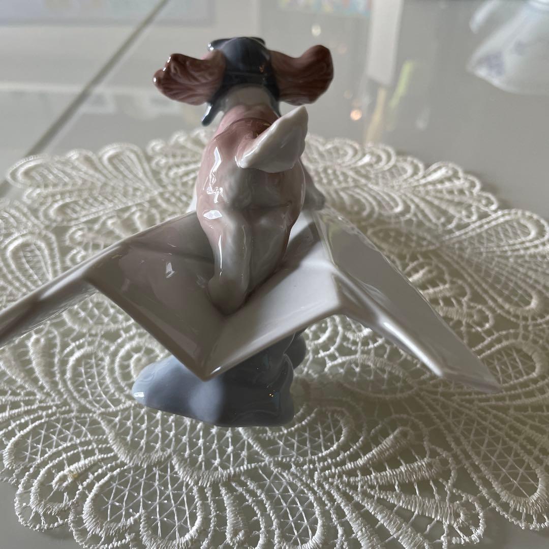 ☆LIADRO リアドロ 犬と紙飛行機 陶器 人形